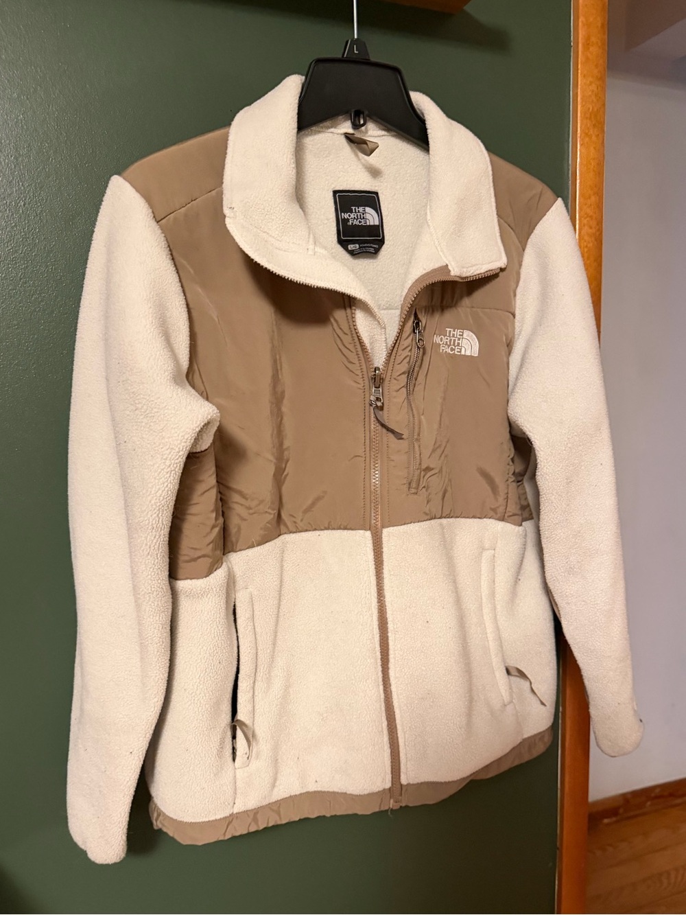 The North Face Women's Cream & Tan Teddy Fleece Jacket